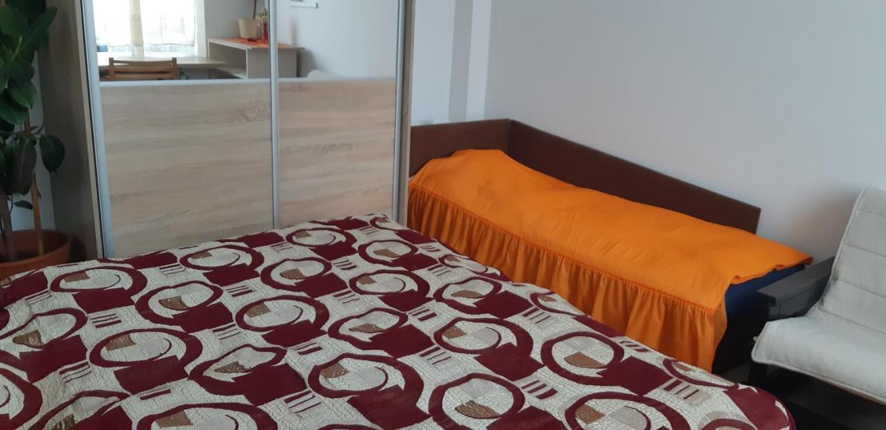 Apartman YVET Sucany Bagian luar foto