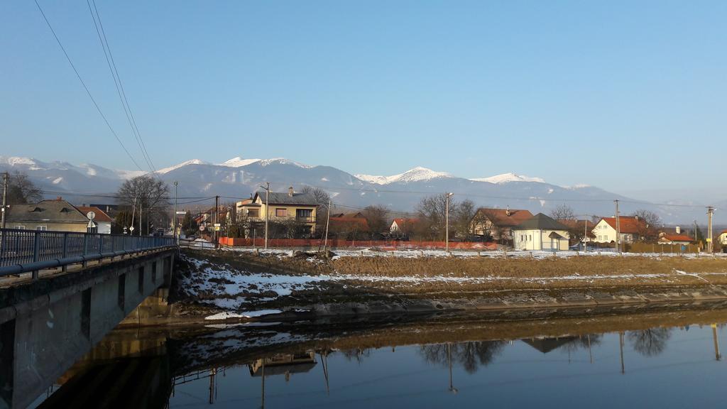 Apartman YVET Sucany Bagian luar foto