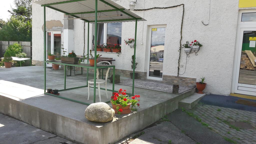 Apartman YVET Sucany Bagian luar foto