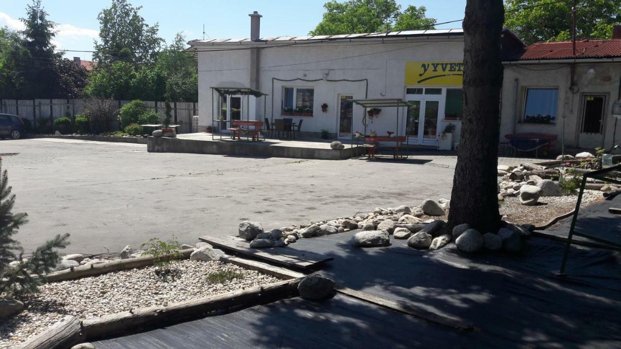 Apartman YVET Sucany Bagian luar foto