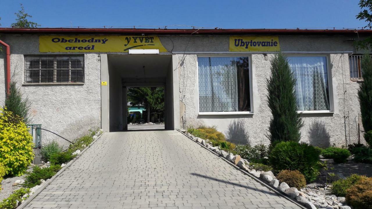 Apartman YVET Sucany Bagian luar foto